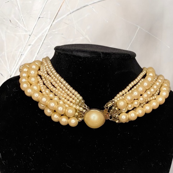 Multi strand Champagne pearl necklace Perfect for wedding, party or event - Picture 2 of 5